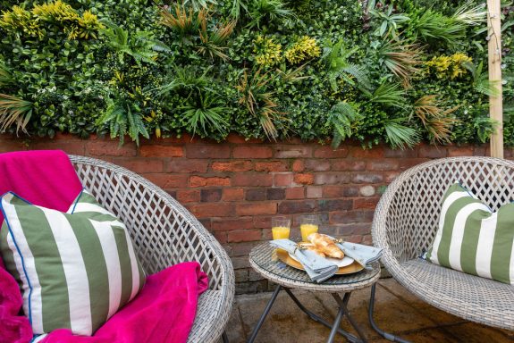 Self catering holiday accommodation in Ludlow, Shropshire with outside space.
